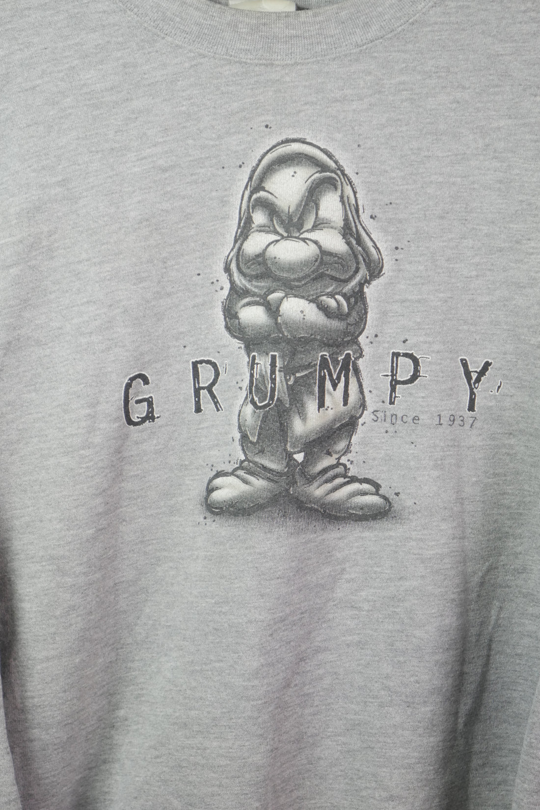 The Disney Grumpy Sweatshirt (XL)