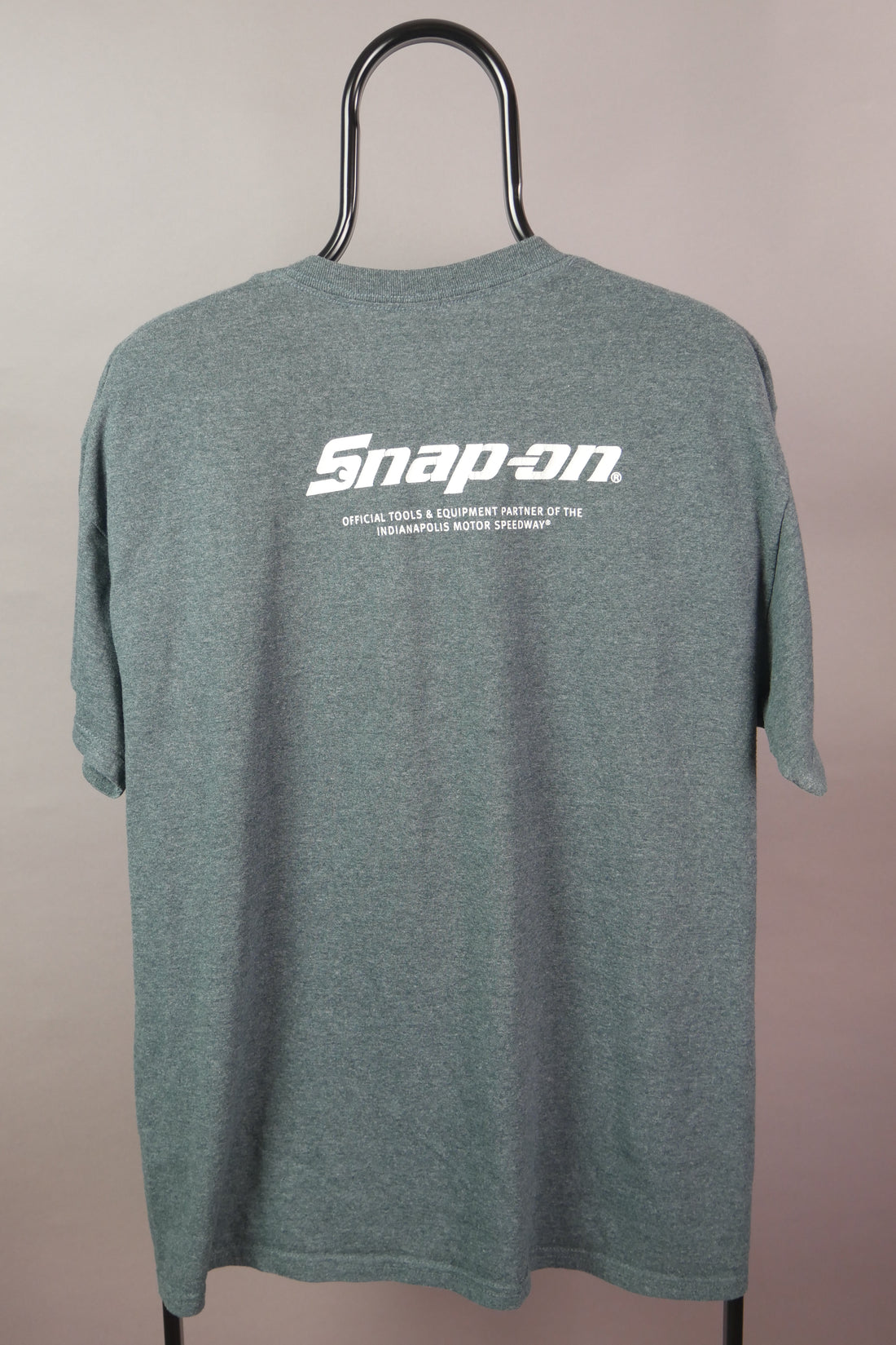 The Snap On Graphic T-Shirt (L)