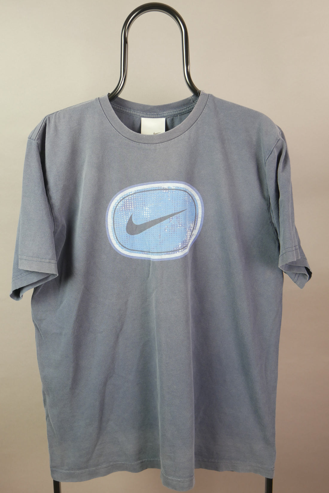 The Nike Graphic T-Shirt (L)