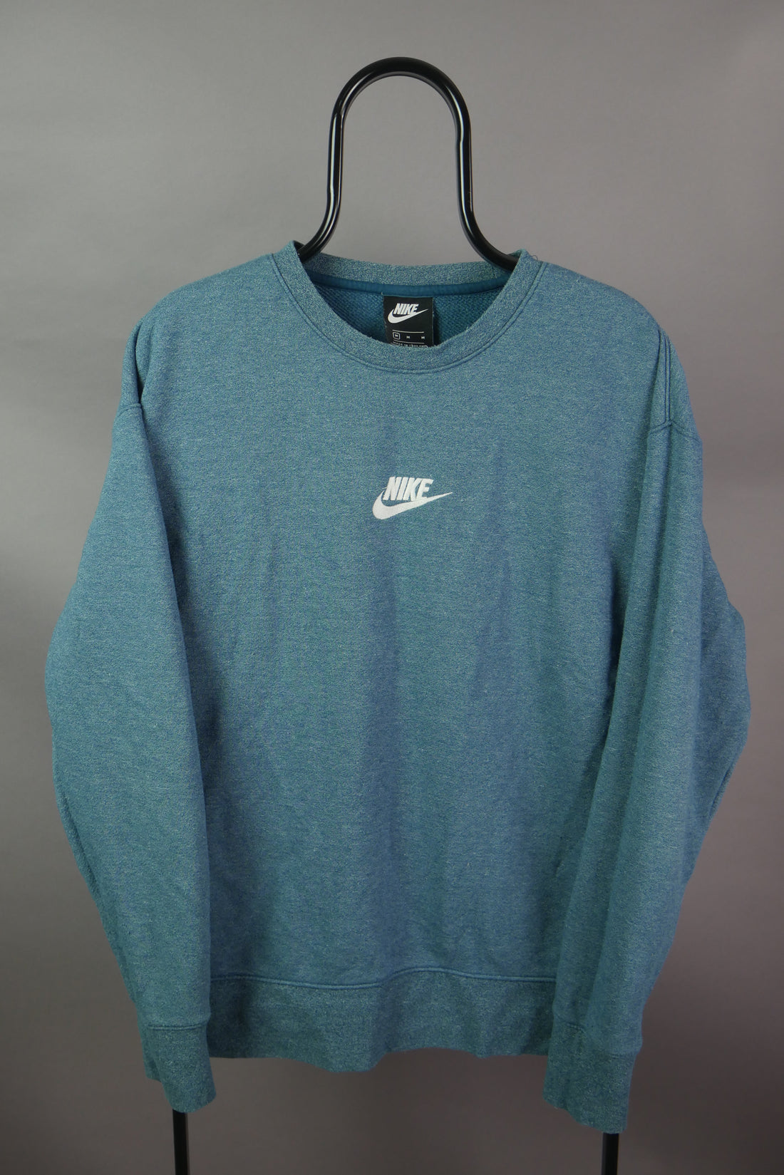 The Nike Embroidered Logo Sweatshirt (M)