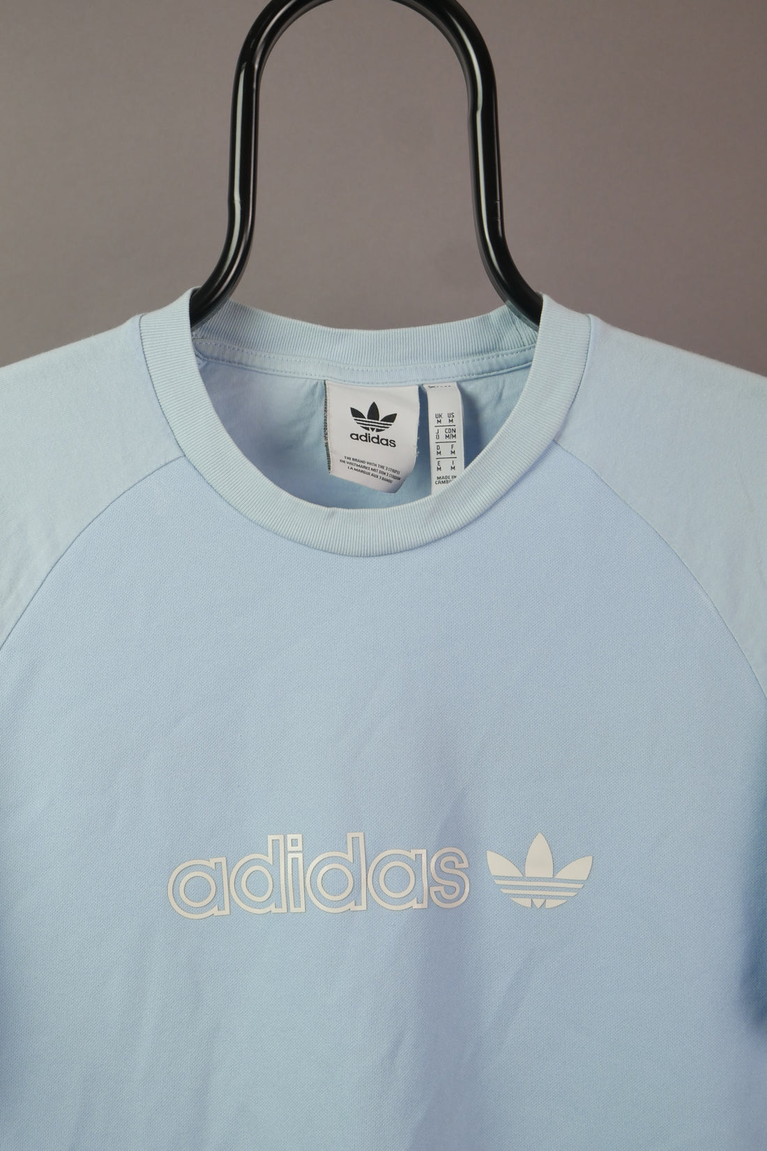 The Adidas Graphic Logo T-Shirt (M)