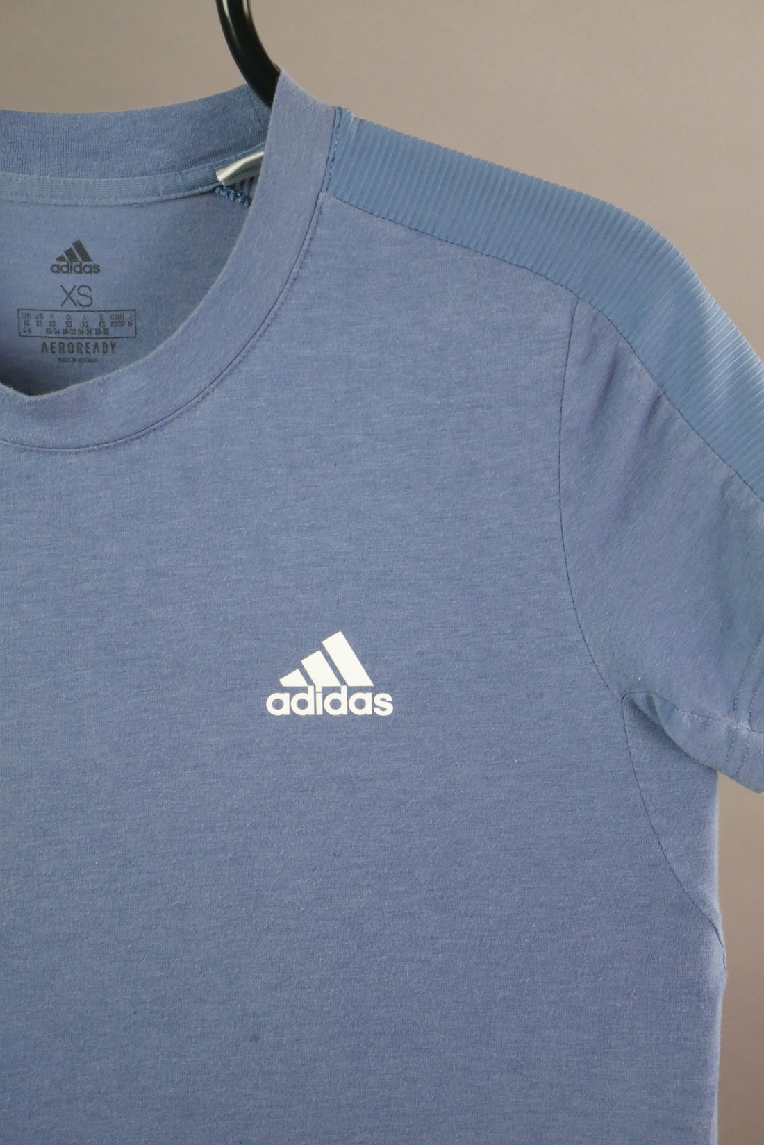 The Adidas Athletic T-shirt (XS)