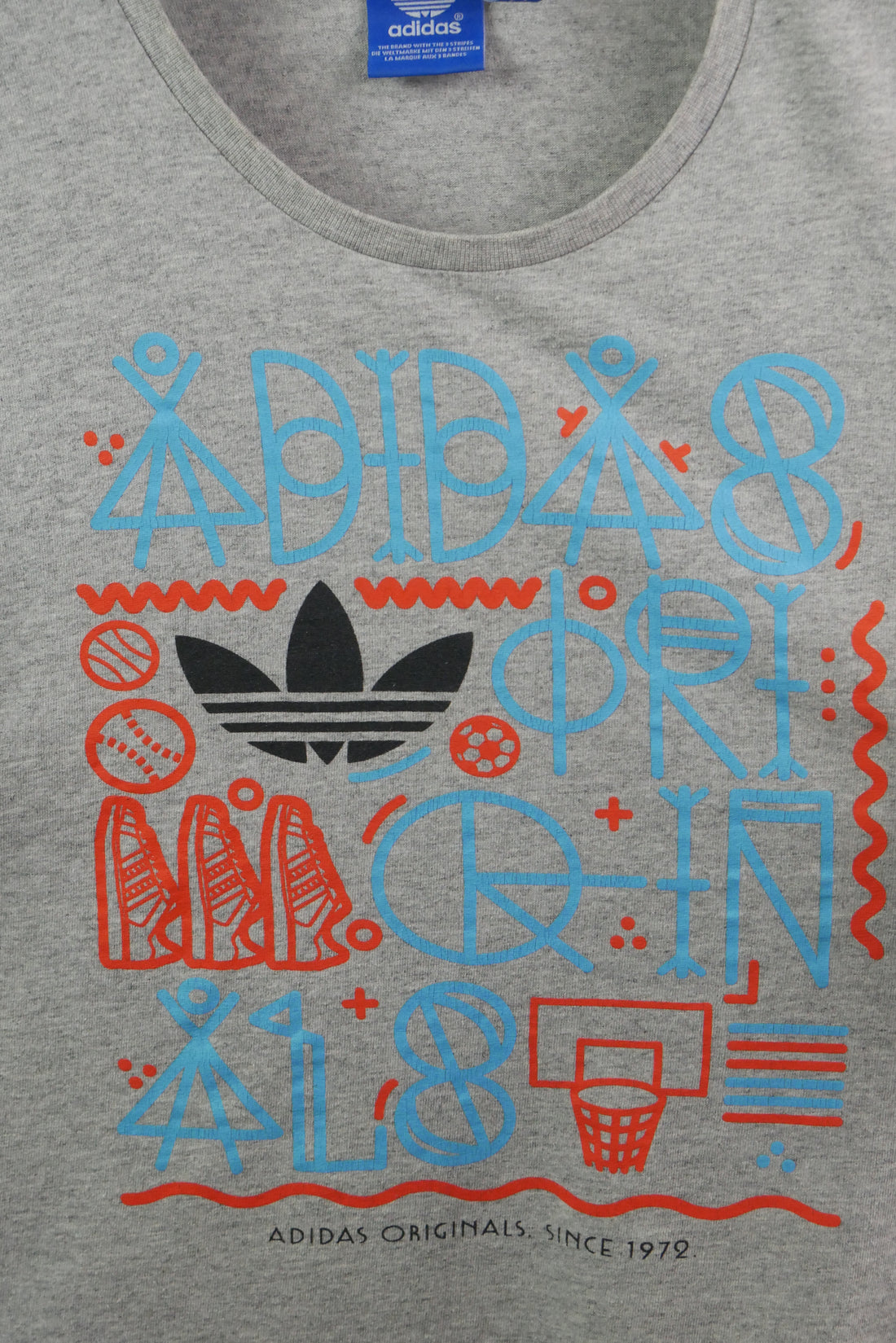 The Adidas Originals T-shirt (S)