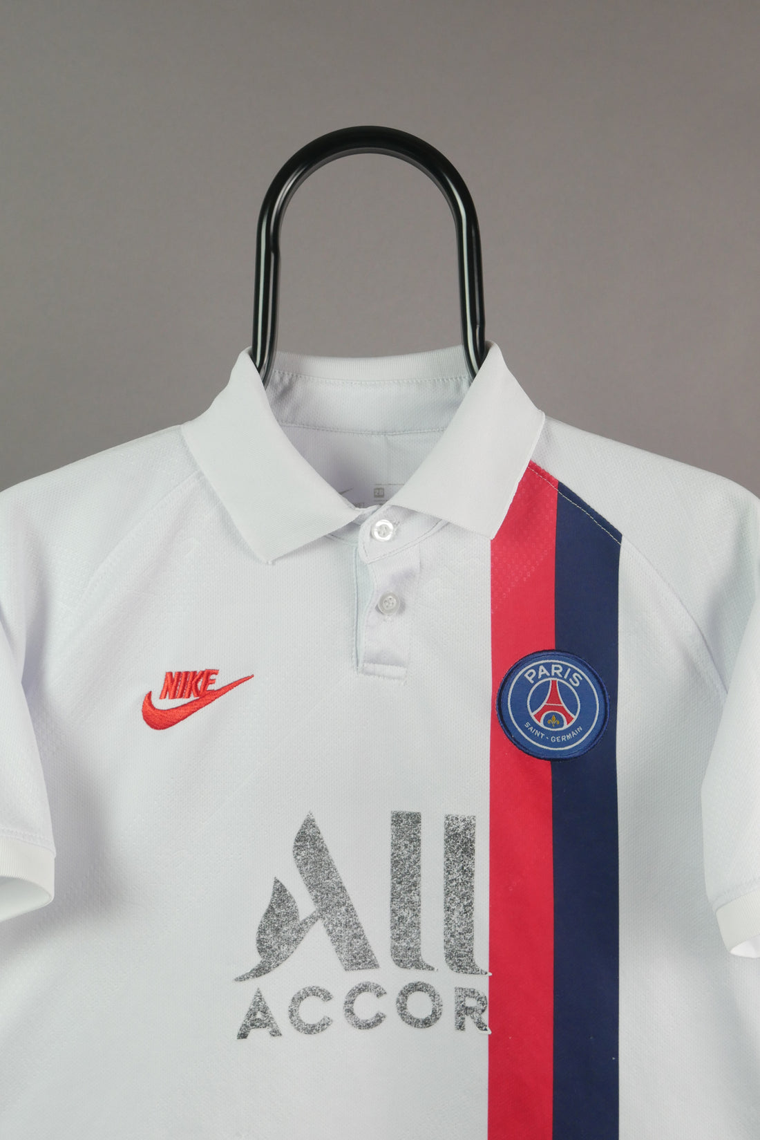 The Nike Paris Saint-Germain Neymar Jr 10 Football T-Shirt (XS)
