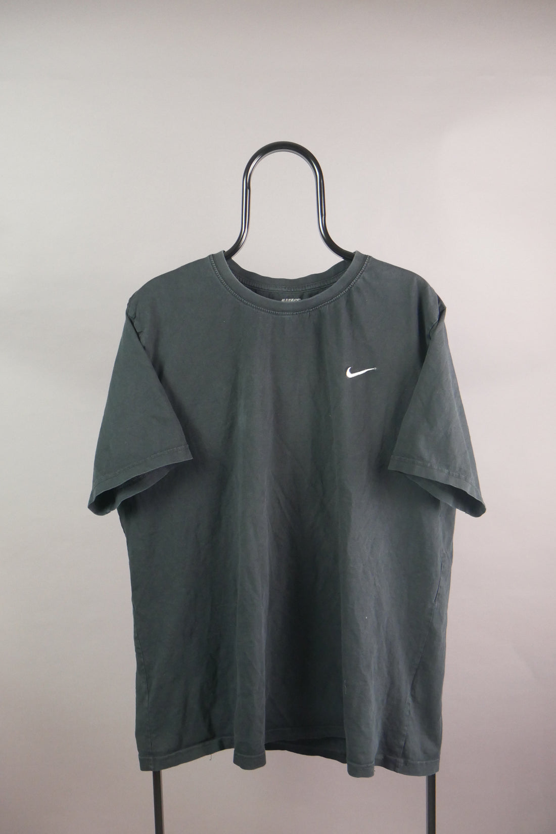 The Nike Embroidered Tick T-Shirt (2XL)