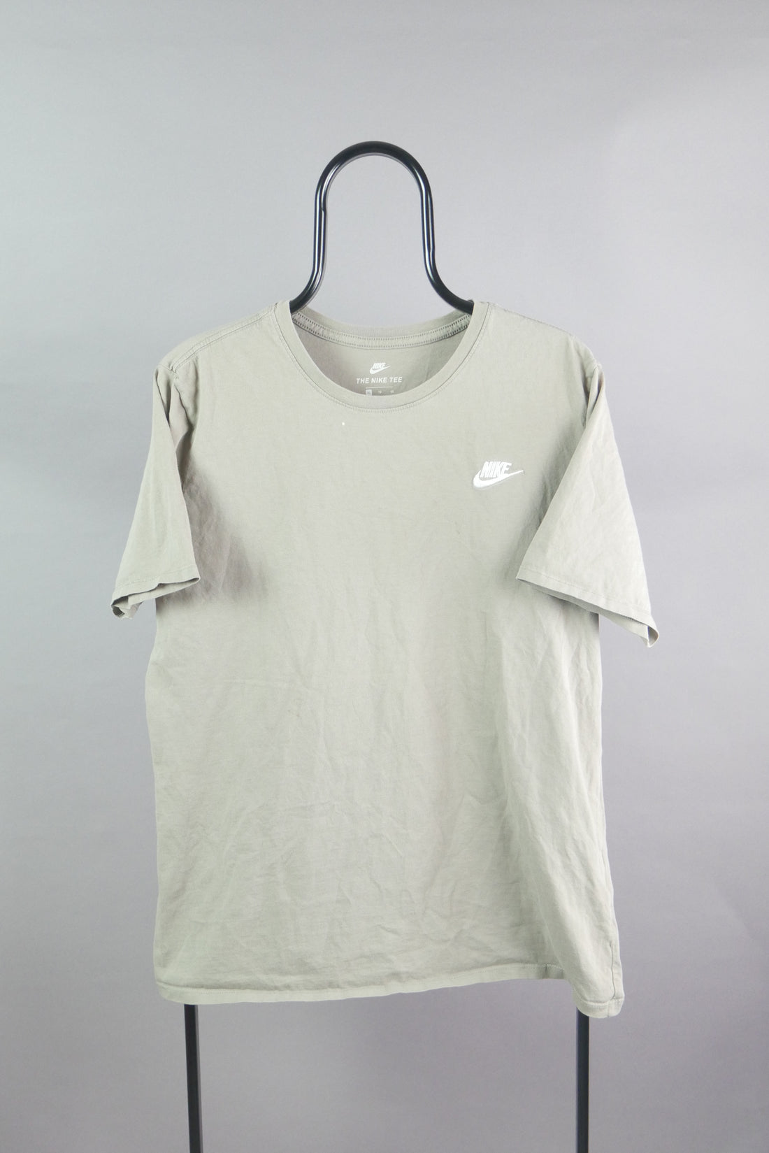 The Nike Embroidered Logo T-Shirt in Khaki (XL)